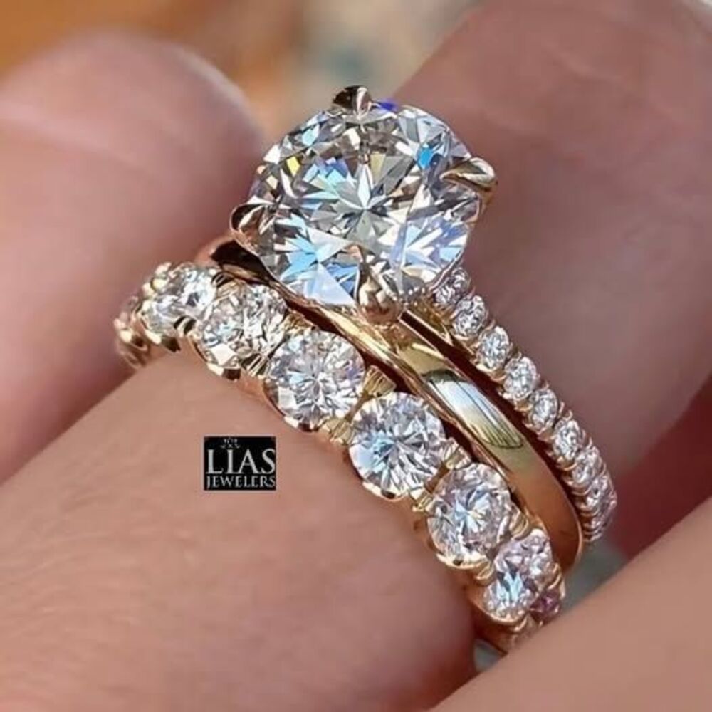 Brand New 18k Yellow Gold Wedding Ring Set